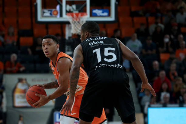 足球艺术 足球艺术